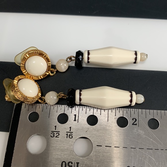 Vintage Earrings - Picture 3 of 3